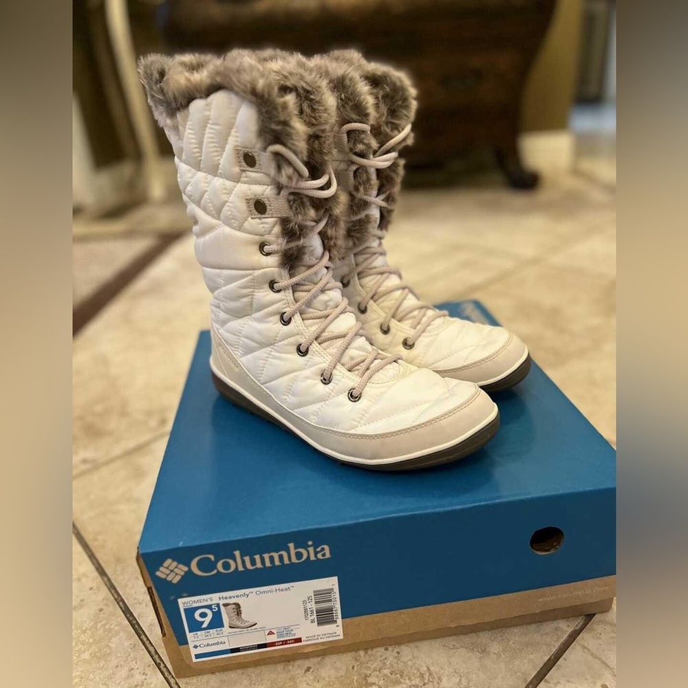 Columbia Heavenly Omni-Heat Boots